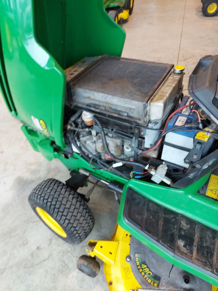 John Deere 355D - Compact tractor: picture 3 John Deere 355D - Compact tractor: picture 3