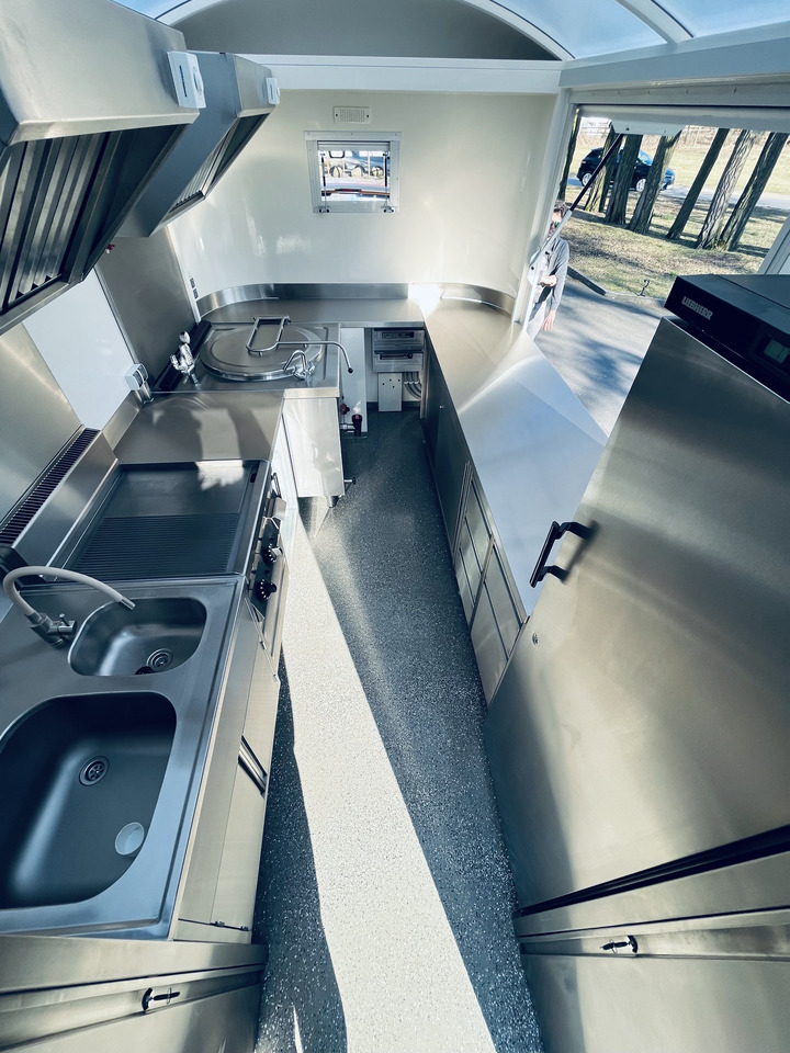 WARK COMFORT 4m - Vending trailer: picture 2 WARK COMFORT 4m - Vending trailer: picture 2