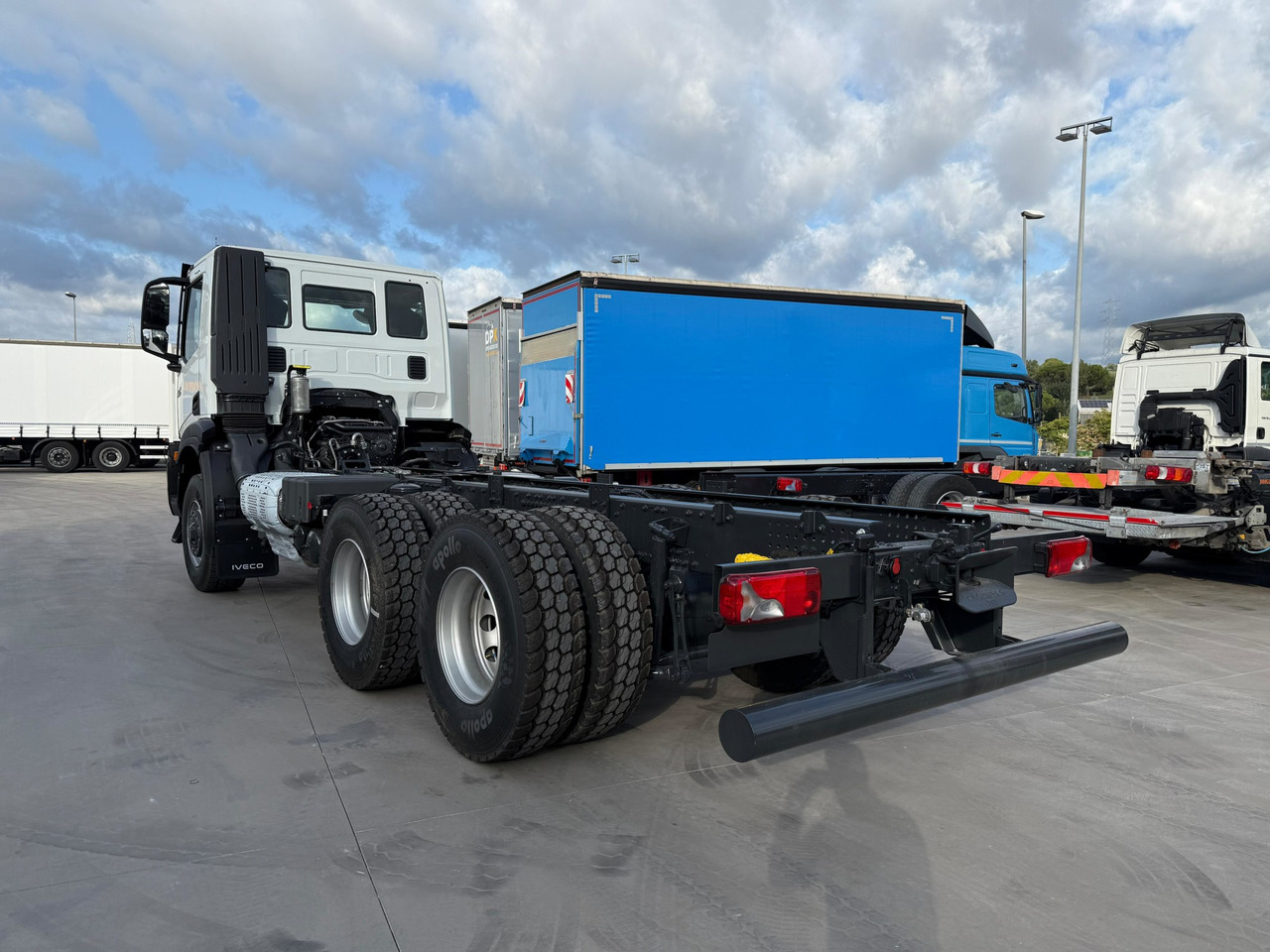IVECO AD300X46Z OFF X-Way E6 (Chassis) - Cab chassis truck: picture 5 IVECO AD300X46Z OFF X-Way E6 (Chassis) - Cab chassis truck: picture 5
