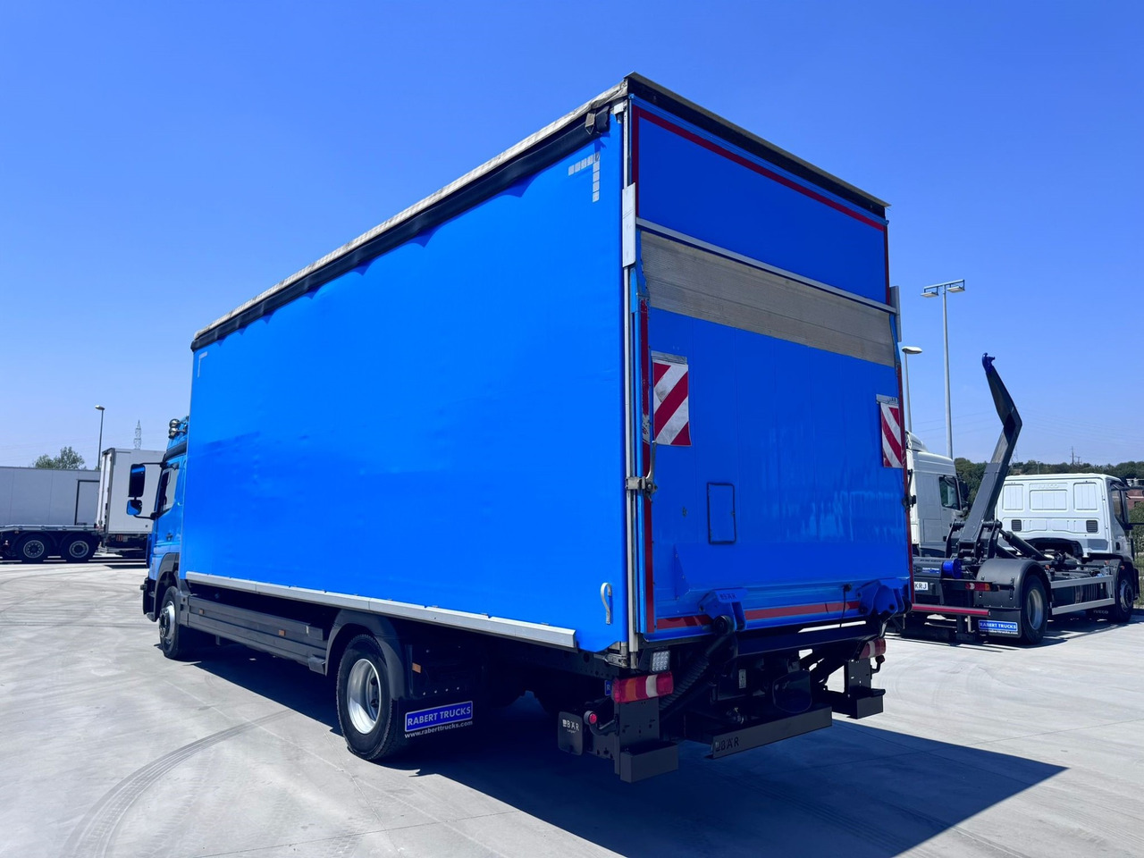 MERCEDES BENZ 13.30L Atego E6 (Tauliner) - Curtainsider truck: picture 3 MERCEDES BENZ 13.30L Atego E6 (Tauliner) - Curtainsider truck: picture 3