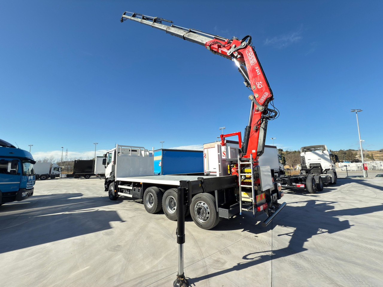 Dropside/ Flatbed truck, Crane truck RENAULT C460 E6 (Platform): picture 6