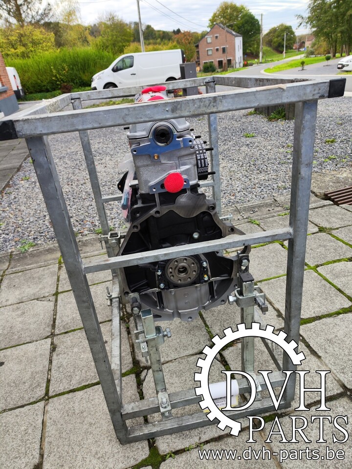 VW *** BJM *** CARAFTER ** CODE MOTEUR BJM ** - Engine for Panel van: picture 2 VW *** BJM *** CARAFTER ** CODE MOTEUR BJM ** - Engine for Panel van: picture 2