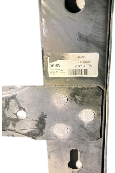 DAF - Radiator: picture 3 DAF - Radiator: picture 3