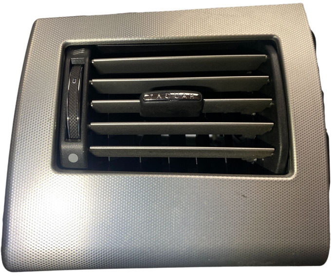 Jaguar XF250 - A/C part: picture 1 Jaguar XF250 - A/C part: picture 1