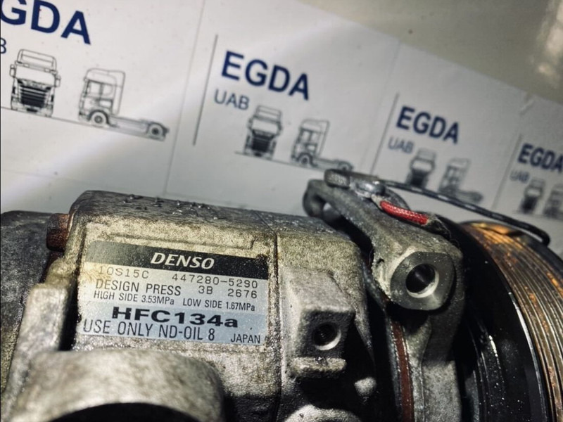 Mercedes-Benz Actros - A/C compressor: picture 2 Mercedes-Benz Actros - A/C compressor: picture 2