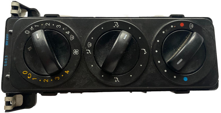 Mercedes-Benz - Dashboard: picture 1 Mercedes-Benz - Dashboard: picture 1