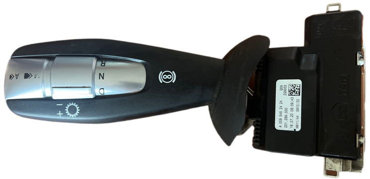 Mercedes-Benz - Relay: picture 1 Mercedes-Benz - Relay: picture 1