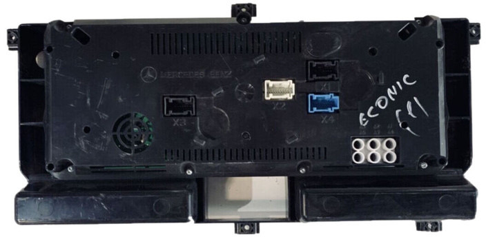 Mercedes-Benz  - Dashboard: picture 2 Mercedes-Benz  - Dashboard: picture 2