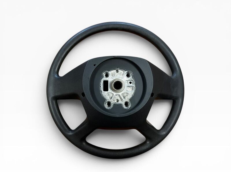 Mercedes-Benz MP5 - Steering wheel: picture 2 Mercedes-Benz MP5 - Steering wheel: picture 2
