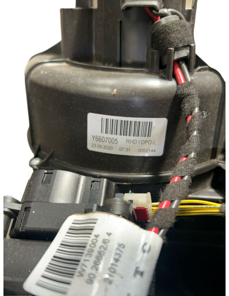 Renault euro 6 - A/C part: picture 4 Renault euro 6 - A/C part: picture 4