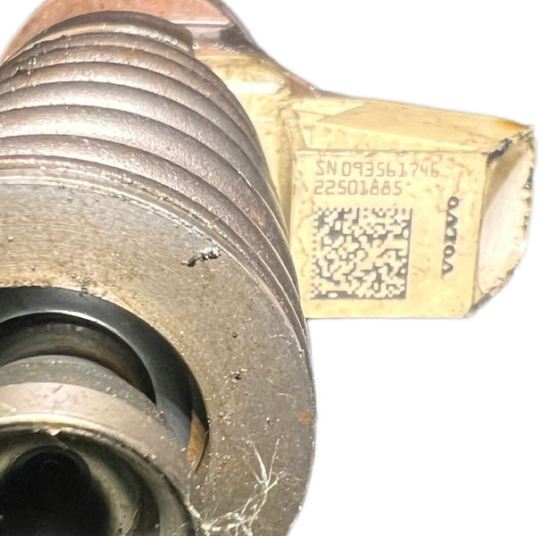 Volvo - Fuel filter: picture 3 Volvo - Fuel filter: picture 3