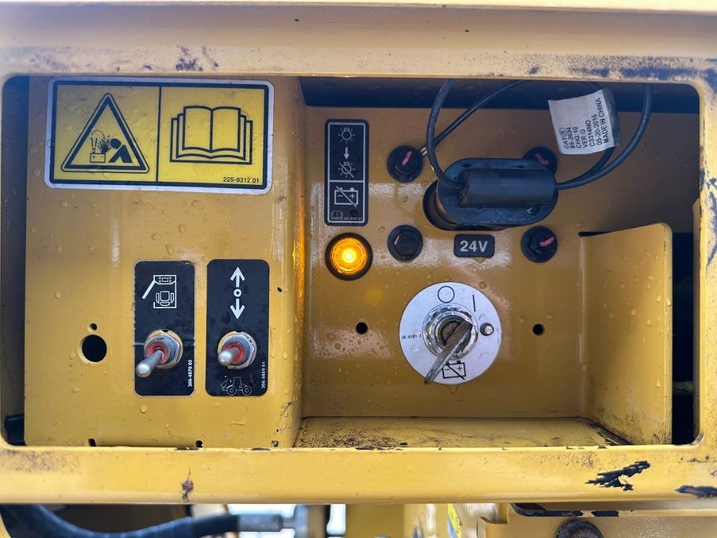 Wheel loader CAT 980 M: picture 31