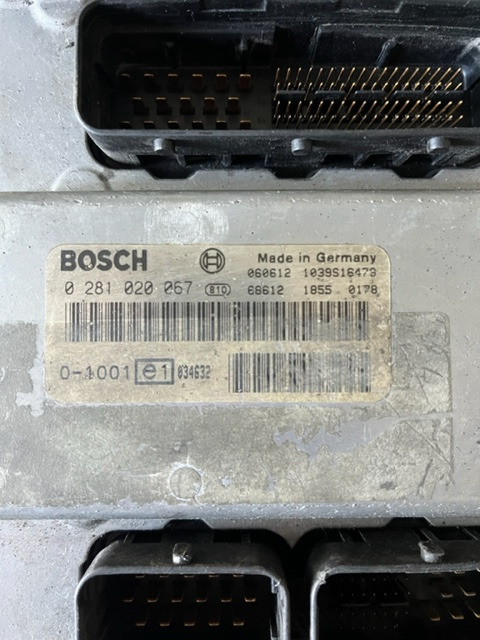 BOSCH Bosch 0281020067 - ECU for City bus: picture 2 BOSCH Bosch 0281020067 - ECU for City bus: picture 2