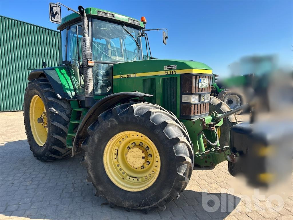 1999 John Deere 7810 - Farm tractor: picture 2 1999 John Deere 7810 - Farm tractor: picture 2