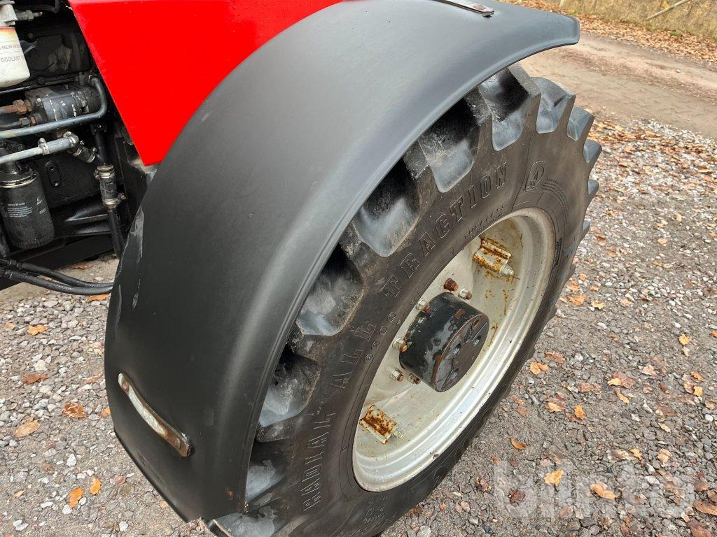 Farm tractor Case IH 1056 XL: picture 23 Farm tractor Case IH 1056 XL: picture 23