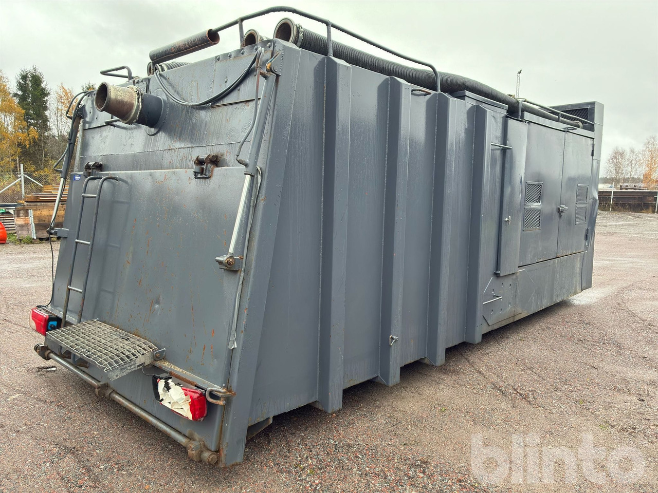 DISAN-Tella med Volvo Penta motor - Roll-off container: picture 5 DISAN-Tella med Volvo Penta motor - Roll-off container: picture 5