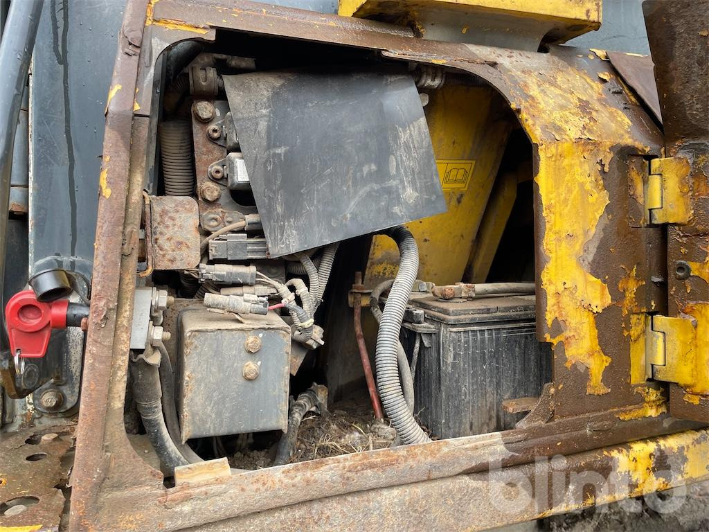 Bulldozer Komatsu D65EX-15: picture 27