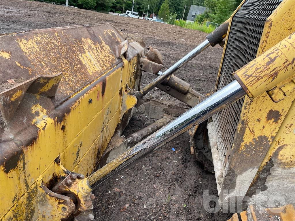 Bulldozer Komatsu D65EX-15: picture 16