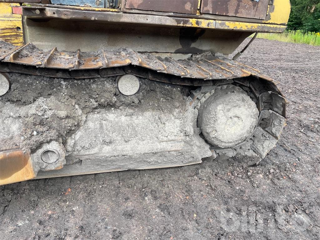 Bulldozer Komatsu D65EX-15: picture 23