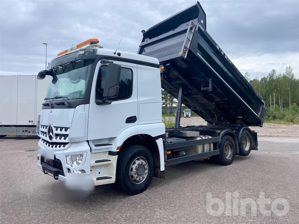 MERCEDES-BENZ 963-0-C - Tipper: picture 3 MERCEDES-BENZ 963-0-C - Tipper: picture 3