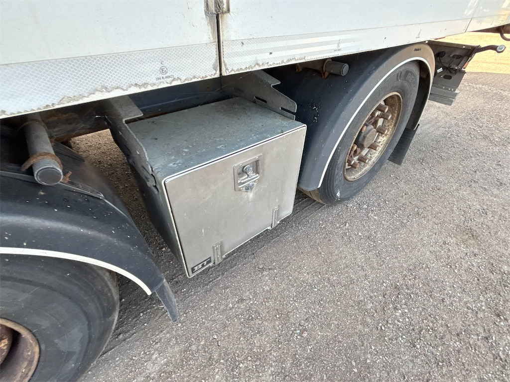 Closed box trailer NÄRKO DAZB13R62: picture 24