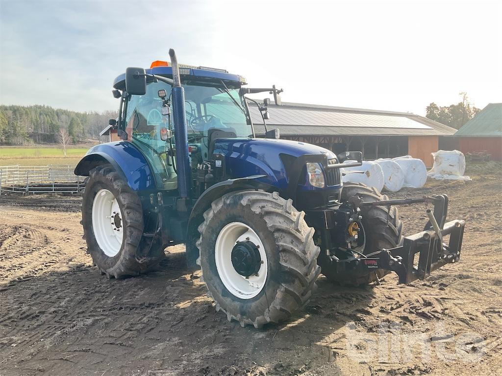 NEW HOLLAND T6080 - Farm tractor: picture 1 NEW HOLLAND T6080 - Farm tractor: picture 1