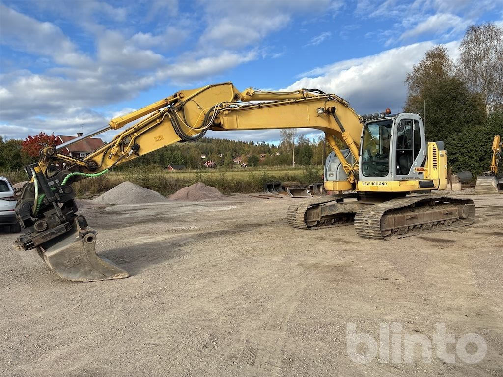 New Holland - Crawler excavator: picture 3 New Holland - Crawler excavator: picture 3