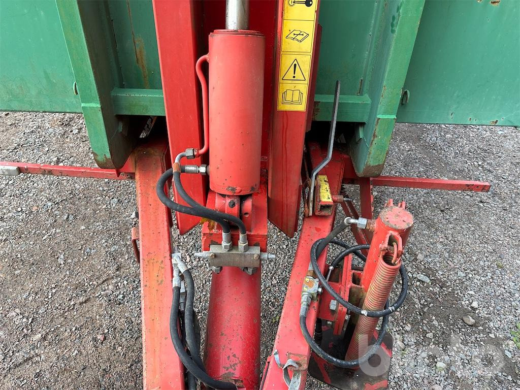 Roll-off/ Skip trailer Pronar T185: picture 15