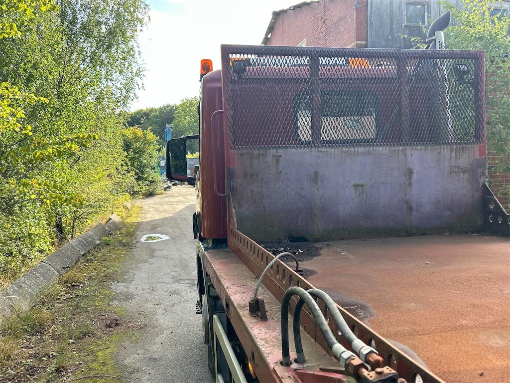 Container transporter/ Swap body truck SCANIA P114GB6X2*4NB340: picture 45