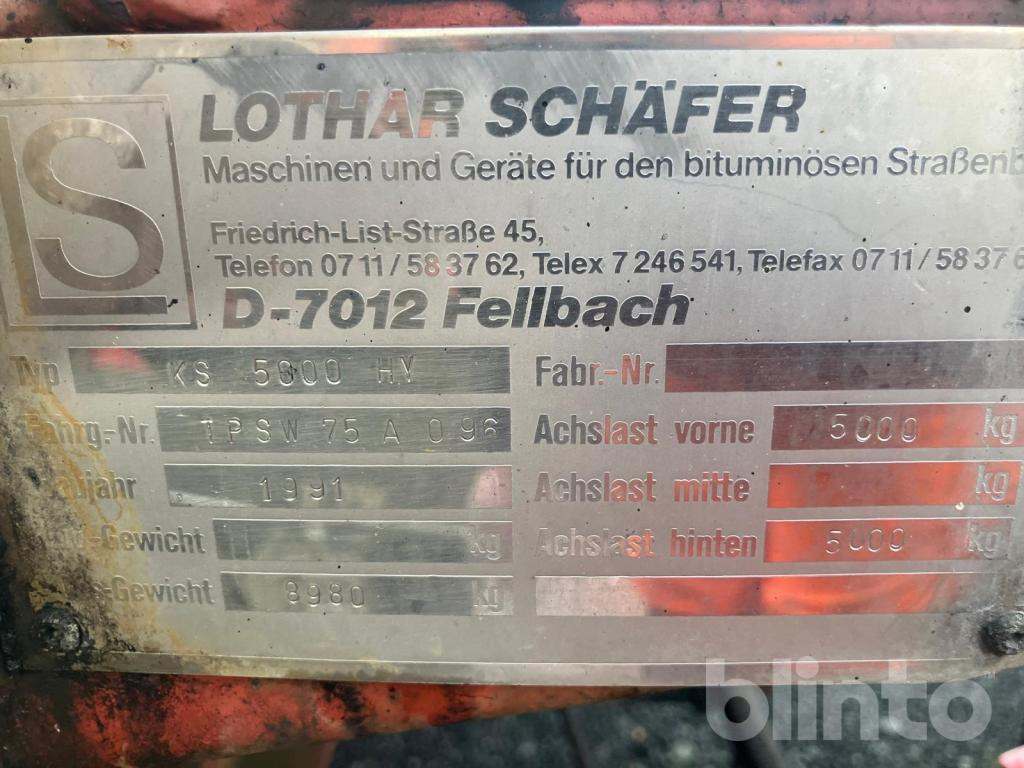 Schäfer KS 5000 HY (1991) - Asphalt distributor: picture 5 Schäfer KS 5000 HY (1991) - Asphalt distributor: picture 5