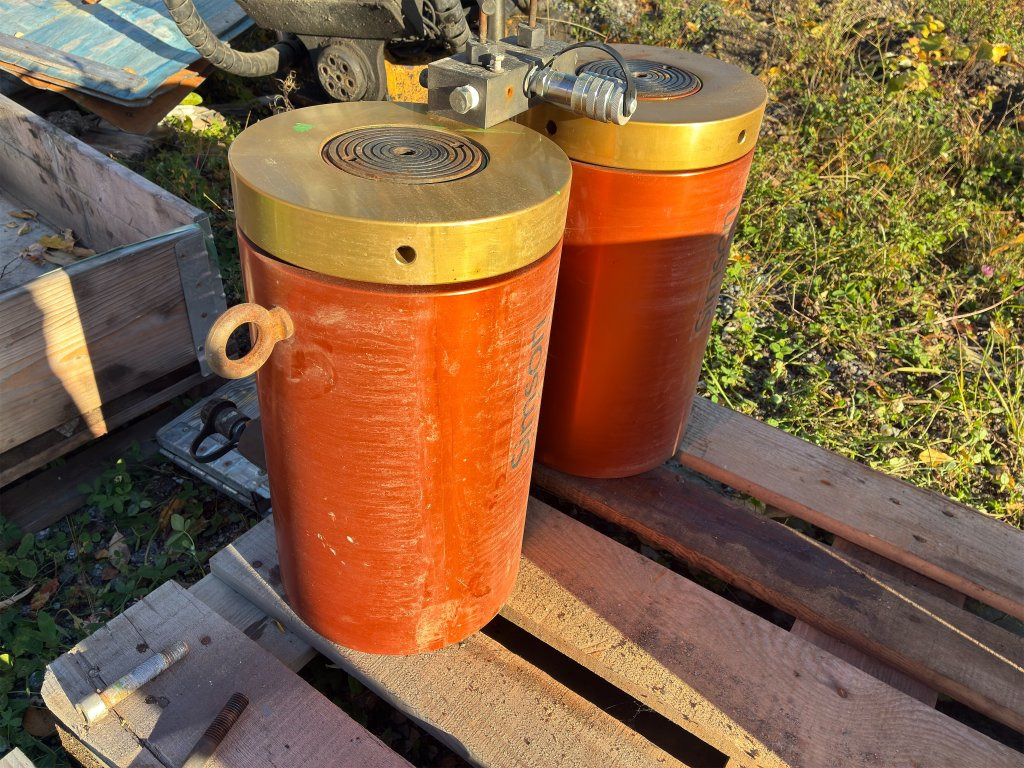 Simson Aluminium - Hydraulic cylinder for Construction machinery: picture 5 Simson Aluminium - Hydraulic cylinder for Construction machinery: picture 5