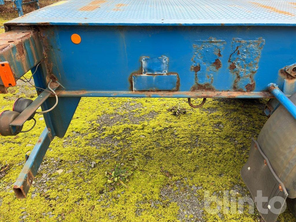 Container transporter/ Swap body semi-trailer TRAUFO FRUEHAUF: picture 40