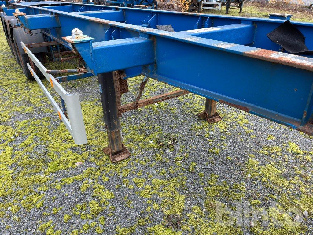 Container transporter/ Swap body semi-trailer TRAUFO FRUEHAUF: picture 26