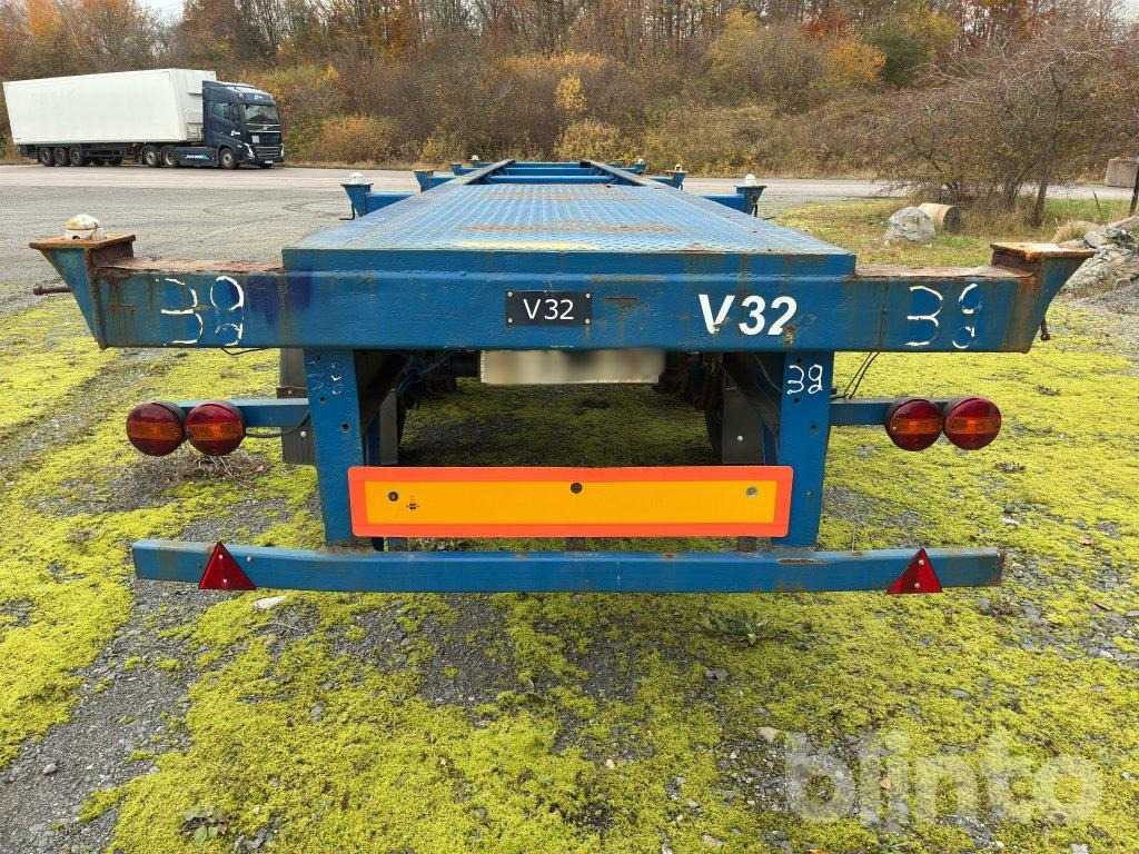 TRAUFO FRUEHAUF - Container transporter/ Swap body semi-trailer: picture 5 TRAUFO FRUEHAUF - Container transporter/ Swap body semi-trailer: picture 5