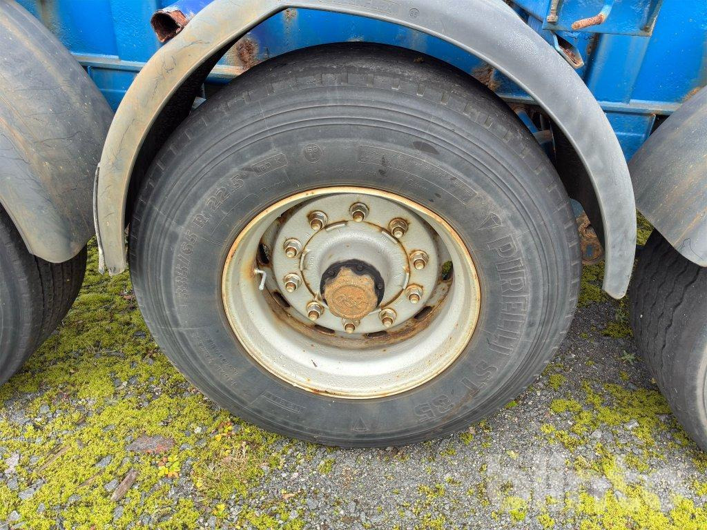 Container transporter/ Swap body semi-trailer TRAUFO FRUEHAUF: picture 12