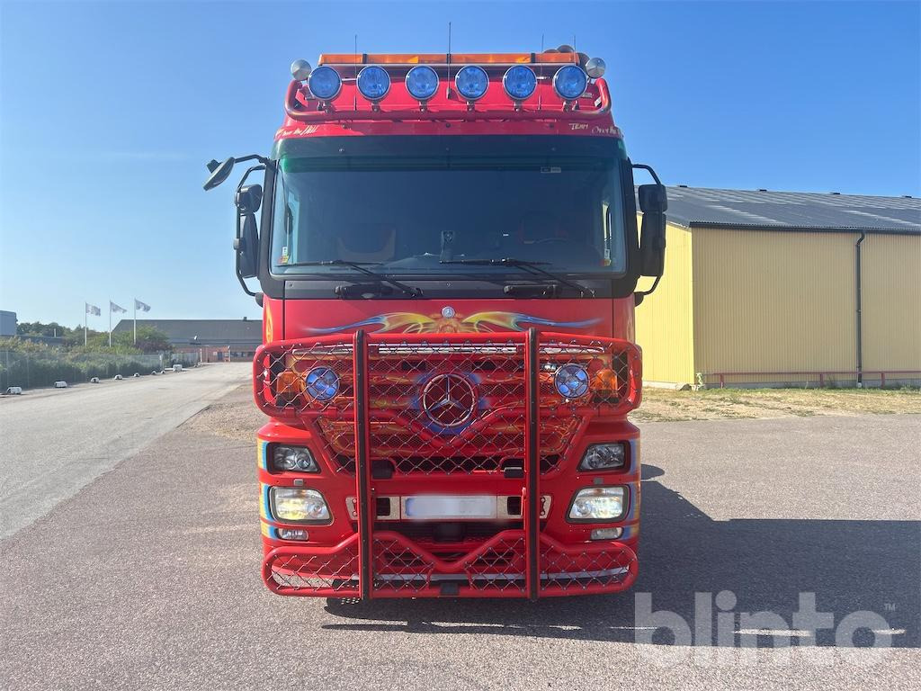 MERCEDES BENZ 1846LS4X2 - Tractor unit: picture 4 MERCEDES BENZ 1846LS4X2 - Tractor unit: picture 4