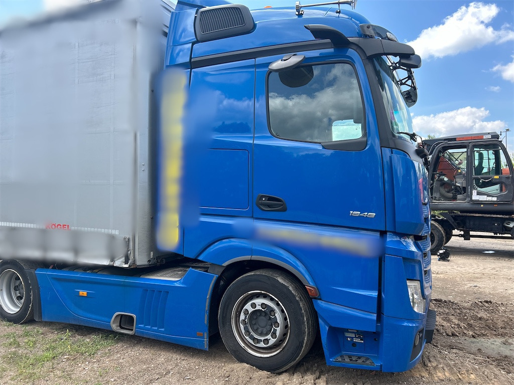 Mercedes Actros 1848 - Tractor unit: picture 3 Mercedes Actros 1848 - Tractor unit: picture 3