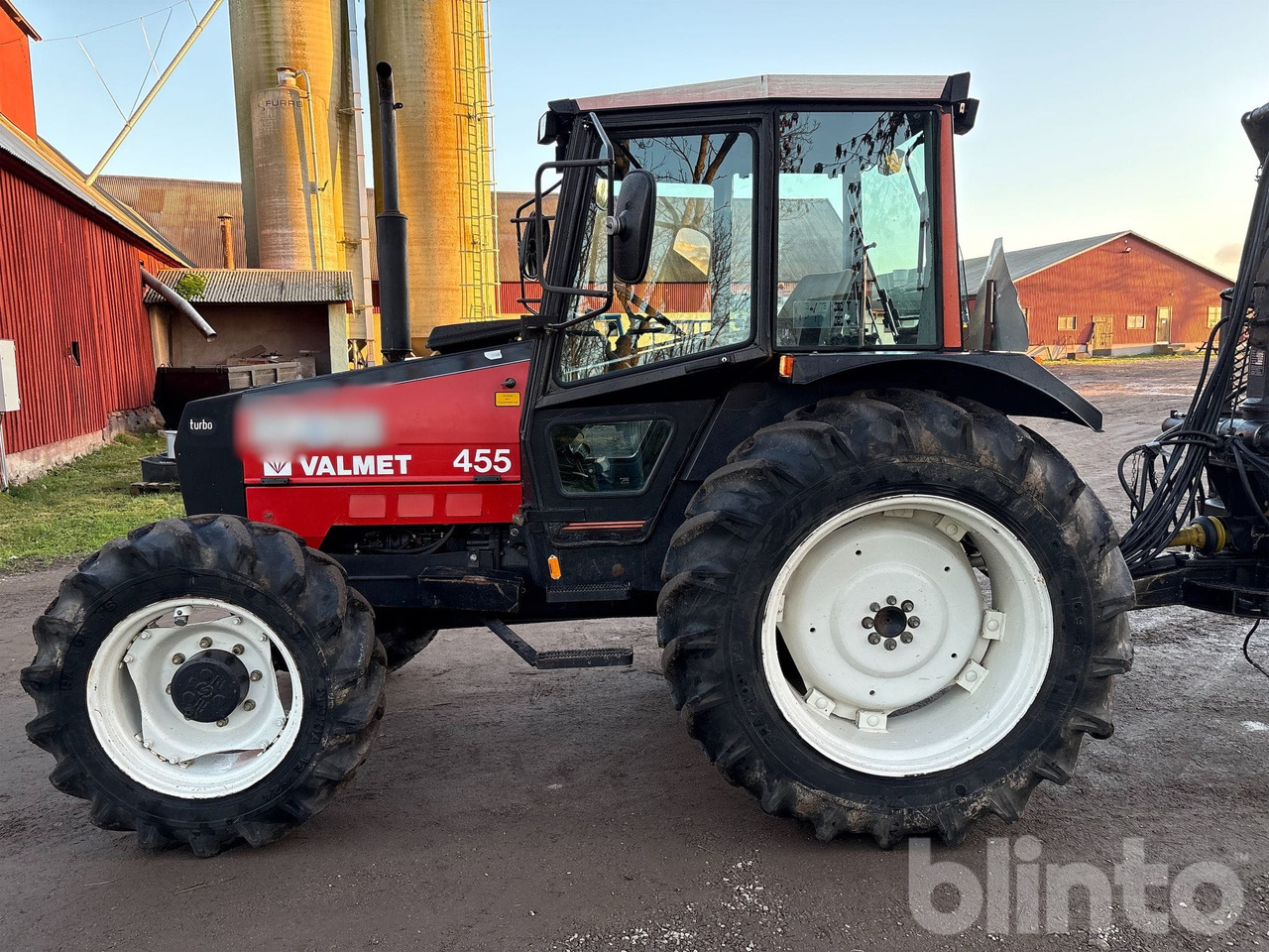 VALMET 455-4 - Farm tractor: picture 2 VALMET 455-4 - Farm tractor: picture 2