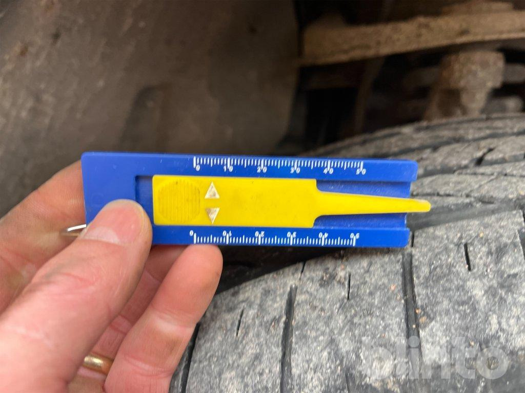 Pickup truck VOLKSWAGEN AMAROK 3.0 V6 TDI: picture 22