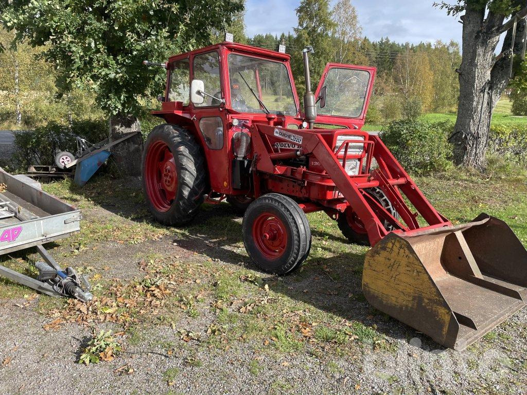 VOLVO-BM T 430 med lastare - Farm tractor: picture 1 VOLVO-BM T 430 med lastare - Farm tractor: picture 1