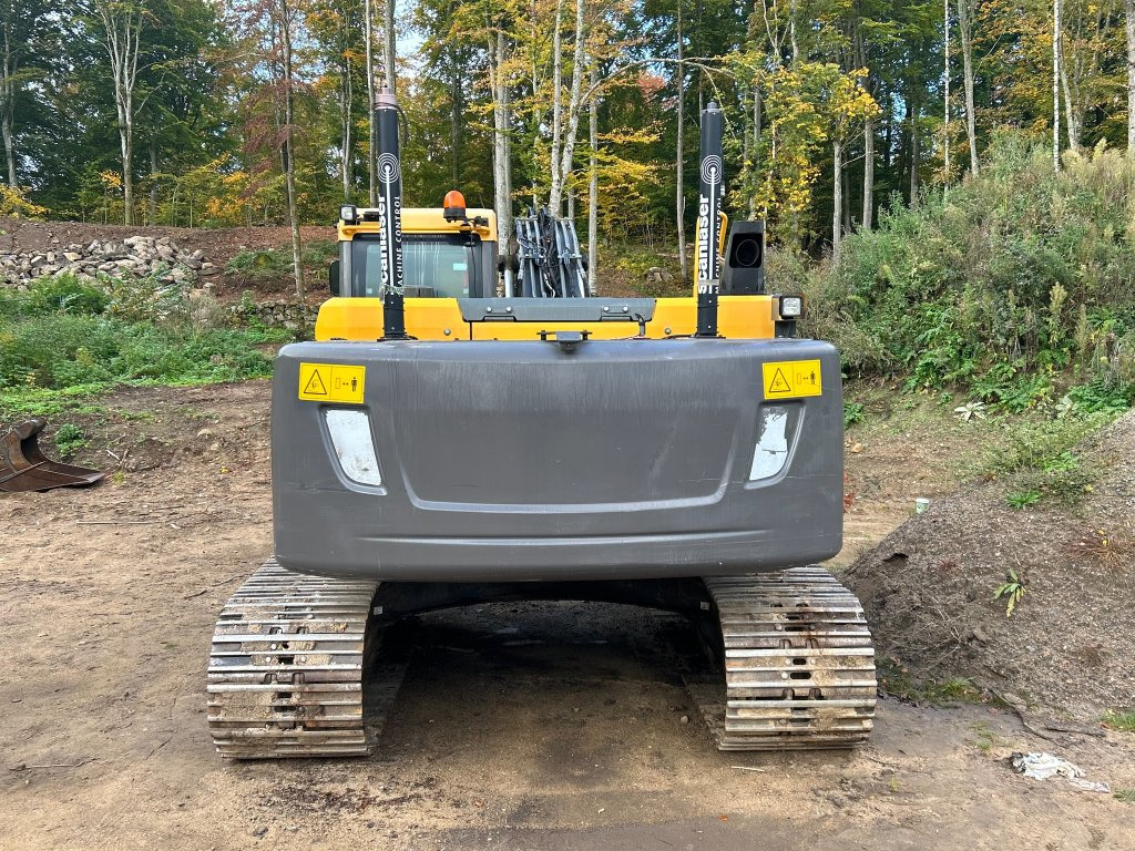 Crawler excavator Volvo EC 220DL: picture 32 Crawler excavator Volvo EC 220DL: picture 32