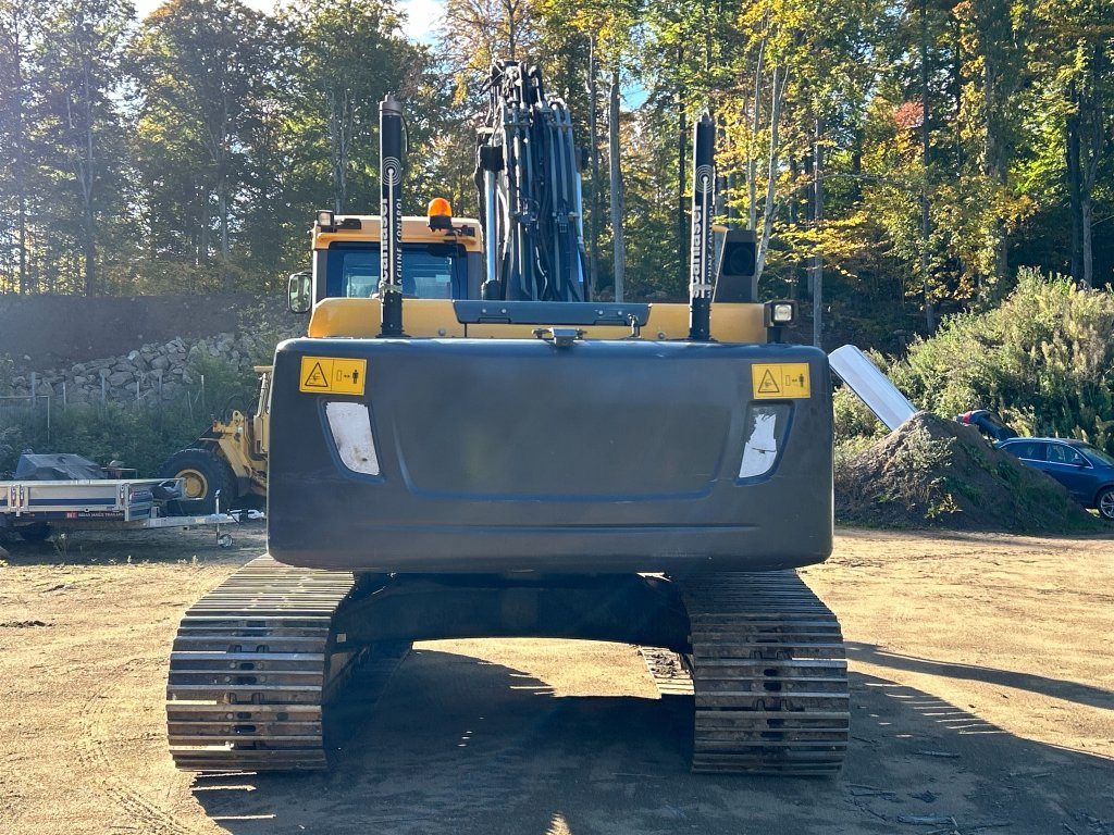 Crawler excavator Volvo EC 220DL: picture 6 Crawler excavator Volvo EC 220DL: picture 6