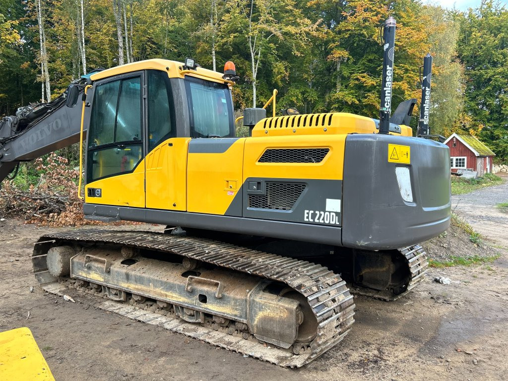 Crawler excavator Volvo EC 220DL: picture 34 Crawler excavator Volvo EC 220DL: picture 34