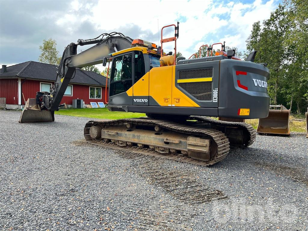 Volvo EC300EL - Crawler excavator: picture 5 Volvo EC300EL - Crawler excavator: picture 5