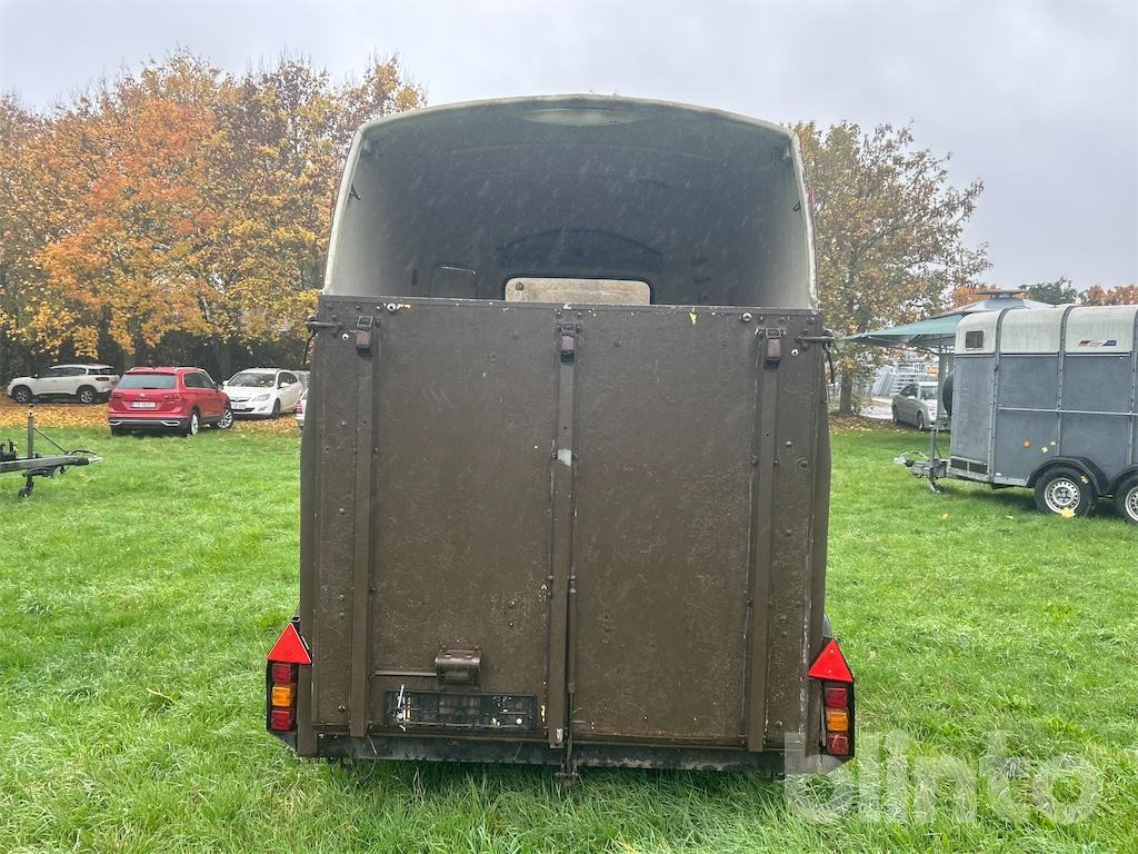 Westfalia 120 882 (1989) - Horse trailer: picture 5 Westfalia 120 882 (1989) - Horse trailer: picture 5