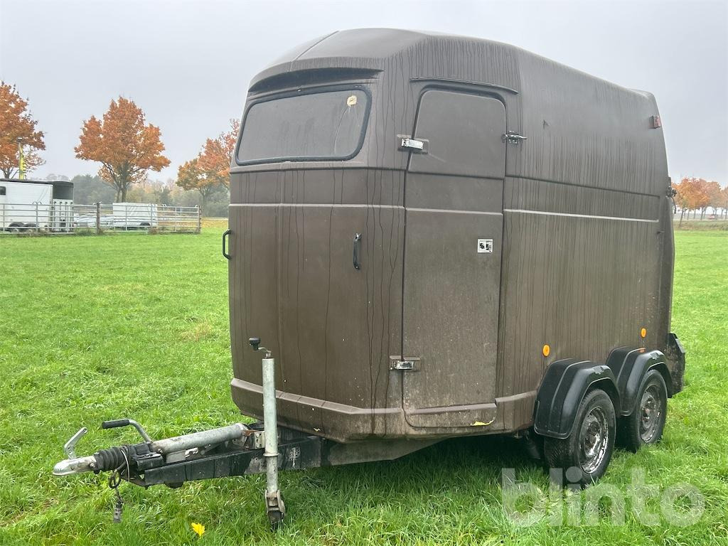 Westfalia 120 882 (1989) - Horse trailer: picture 1 Westfalia 120 882 (1989) - Horse trailer: picture 1