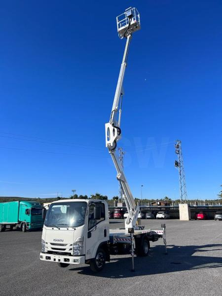 Isuzu HX200 - Truck mounted aerial platform: picture 2 Isuzu HX200 - Truck mounted aerial platform: picture 2
