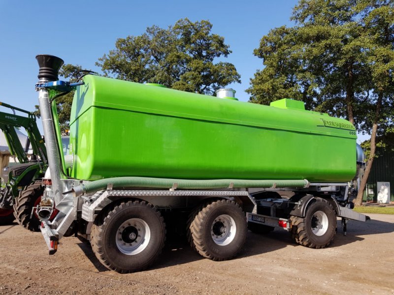 Güllezubringfass GFK - Slurry tanker: picture 4 Güllezubringfass GFK - Slurry tanker: picture 4