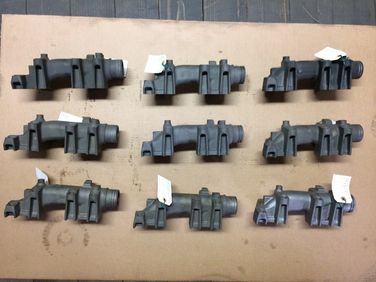 COLLETTORE SCARICO POSTERIORE MAN 51081020189 - Exhaust manifold: picture 2 COLLETTORE SCARICO POSTERIORE MAN 51081020189 - Exhaust manifold: picture 2