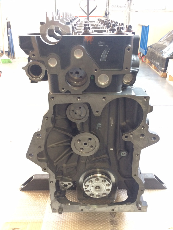 MOTORE MAN D2676 LOH36 - 460CV - EURO 6 - MOTORE AUTOBUS VERTICALE - Engine for Bus: picture 4 MOTORE MAN D2676 LOH36 - 460CV - EURO 6 - MOTORE AUTOBUS VERTICALE - Engine for Bus: picture 4